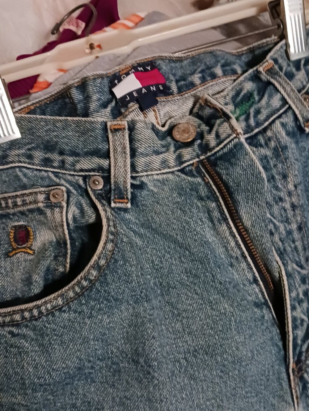 Ladies Tommy Hilfiger jeans pre washed style